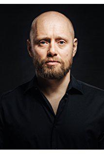 تصویر Aksel Hennie