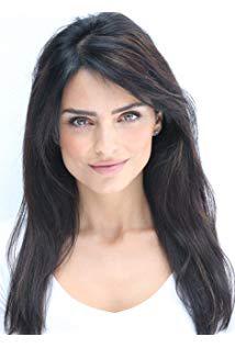 تصویر Aislinn Derbez