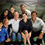 Richard Dreyfuss, Wolfgang Petersen, Kurt Russell, Emmy Rossum, Jacinda Barrett, Josh Lucas, Mía Maestro, Mike Vogel, and Jimmy Bennett in Poseidon (2006)