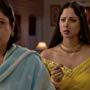 Aruna Irani and Sangeeta Ghosh in Des Main Nikla Hoga Chand (2001)