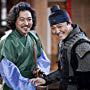 Woong-in Jeong and Hyeong-beom Kim in The Empress Ki (2013)