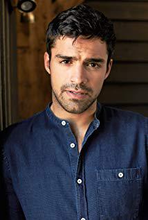 تصویر Sean Teale