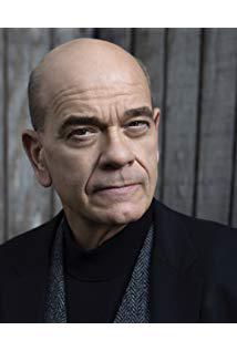 تصویر Robert Picardo