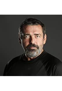 تصویر Angus Macfadyen