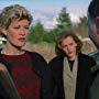 Gillian Anderson, Garry Davey, and Dana Wheeler-Nicholson in The X-Files (1993)