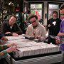Neil Gaiman, Johnny Galecki, Simon Helberg, Kevin Sussman, and Jim Parsons in The Big Bang Theory (2007)