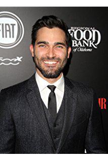 تصویر Tyler Hoechlin