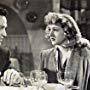 Amparo Rivelles and Antonio Vilar in La calle sin sol (1948)