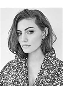 تصویر Phoebe Tonkin