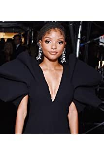 تصویر Halle Bailey